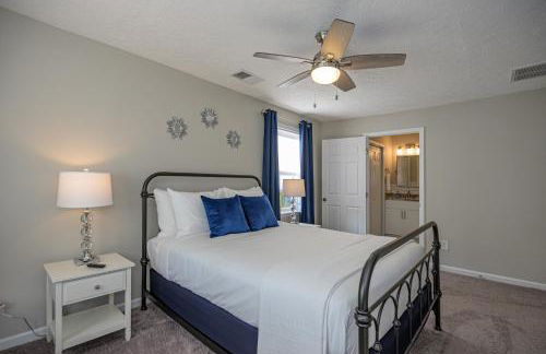 Ranch Style Home & Plenty Of BKYD Space Near KSU - Foto 26