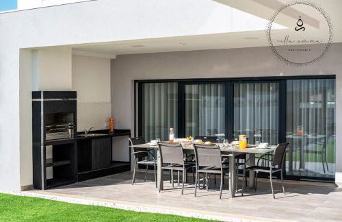 V5 Villa Emma - Luxury 5 bedroom, Pool and Jacuzzi - Foto 14