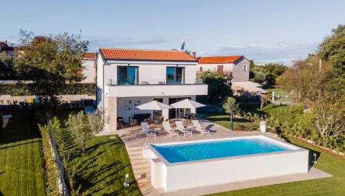 Boutique Villa Louisa - Foto 1, Garden, sunbed