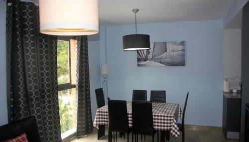Holiday Apartments Malvarrosa Beach - Photo 1