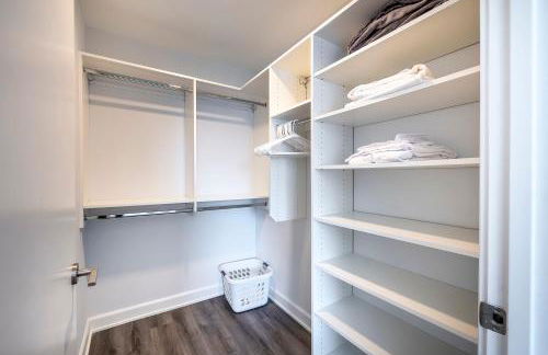 Luxury Apt Near Downtown - Foto 18