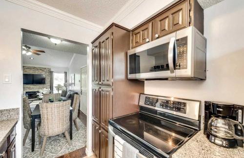 Modern Lux 2BD Pool DFW South Irving I22 - Foto 7