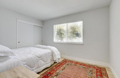 4 Mi to Folsom Lake Modern Home with Patio! - Foto 12