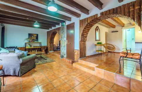 Spacious House in Can Trabal - Foto 11