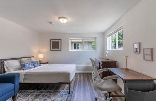 Entire Apt in South Seattle Workspace and Yard - Foto 16