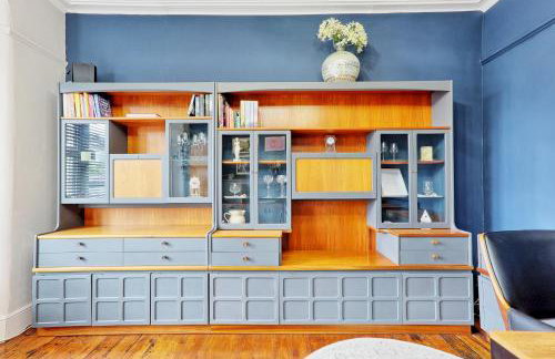 Spacious 4-Bedroom Home Near Station Seafront - Pass the Keys - Foto 26