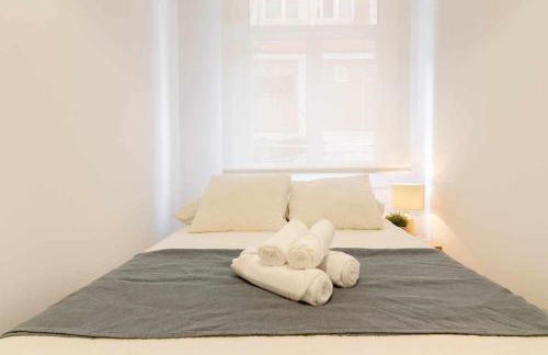 Apto Reformado con encanto by URBANHOSTS - Foto 18