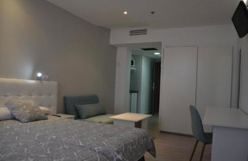 Boutique Urban Madrid Genova - Photo 9