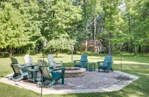 Pier and Lake-View Patio Wisconsin Northwoods Cabin - Foto 3