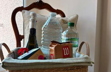 Boutique High Street Apartment In Crickhowell - Photo 19