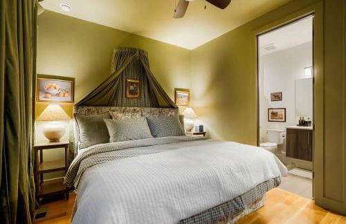 Million Dollar Rooftop MTN Views -2 King Beds-DT Golden - Photo 11