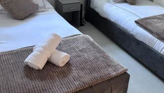 2Bed Apartment-Free Parking Pets Garden Central - Foto 2