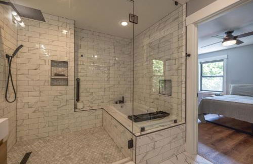 Mid-century Modern Impeccable Remodel with Hot Tub - Foto 23