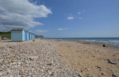 3 Bed in Wootton Fitzpaine 89004 - Photo 25