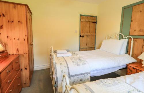 Ellis Howe - Photo 21