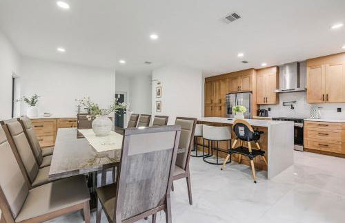 Modern Miami Home with Patio and Pool - Foto 22