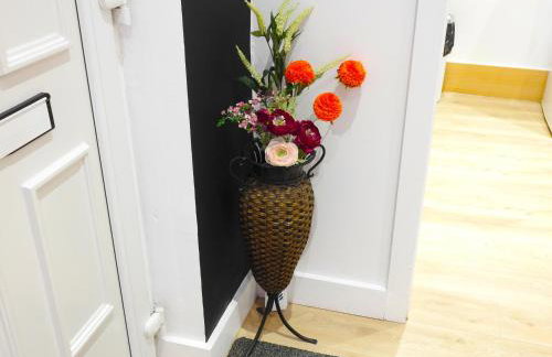 Make yourself at home! Large Rooms, Comfy - Foto 3