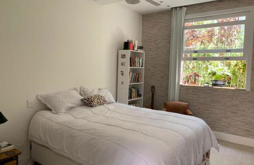 Linda casa em condominio - Foto 13