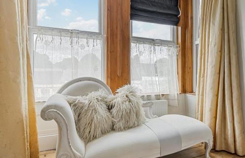 Sleeps 7 Large 4 Bed Town House for Contractors & Families & Friends in Great Central Location - Foto 32