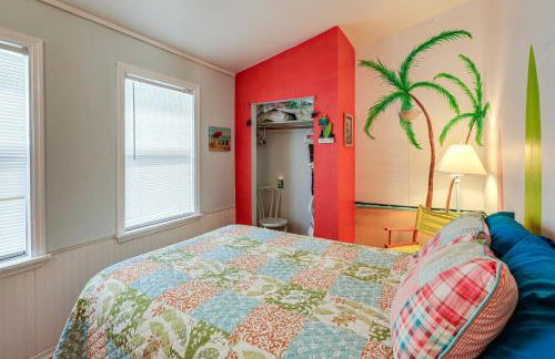 Oceanfront Gem with Rooftop Deck Steps to Sand - Foto 16