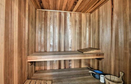 Beachfront Malibu House with Sauna and Ocean-View Deck - Foto 28