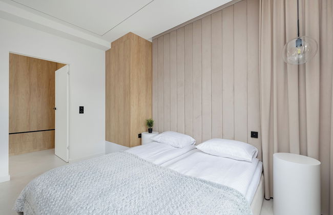 Beachside Apartment by Renters - Photo 3