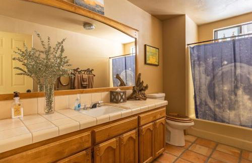 3 Bedroom Ranch -Hot Tub -Walk to P&H and Red Dog - Foto 4