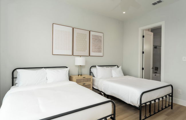 Spacious Bay - Photo 43