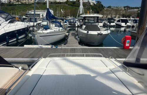 Boat Accommodation Ltd - Foto 13