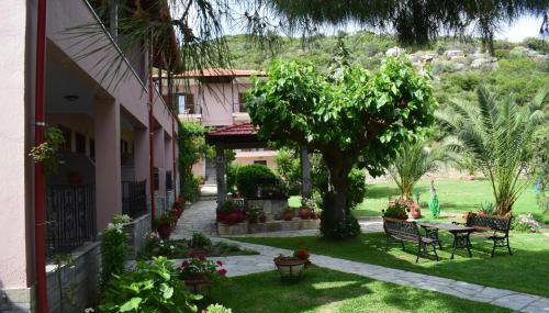 House Evristhenis 2 - Photo 1, Garden view