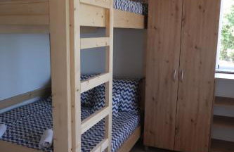 Robinson olive tree huts - Photo 42