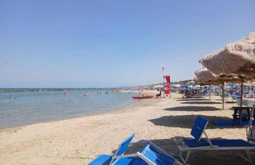 Beautiful Apartment with View in Penne 103 m² - Photo 26