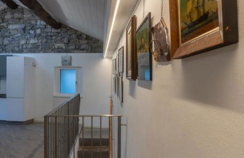 Casa Hygge - Lake Front - Photographer's Art Home - Photo 63