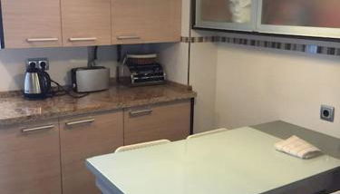 Amplio Piso en Nervión, Excelente zona de la ciudad. - Foto 3