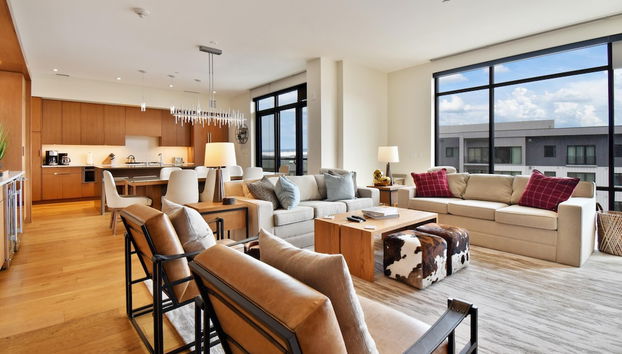 Stunning 4-bdr Penthouse With Rooftop Deck Ski-in out Access Pool hot Tubs 5-star Amenities - Foto 2, Habitación