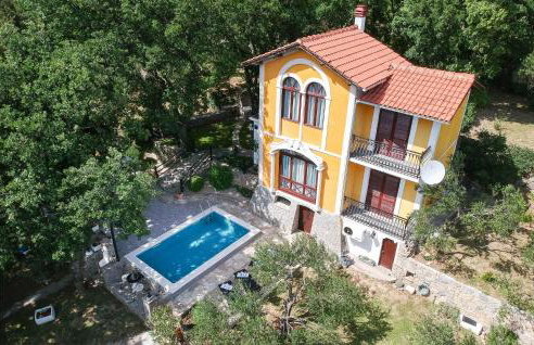 Cozy Home In Srinjine - Photo 3