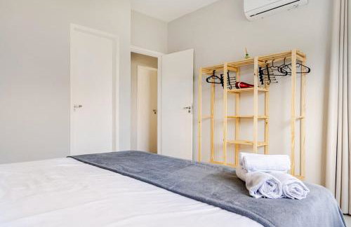 Casa espaçosa com quintal perto da lagoa - Foto 13