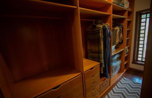 Casa a 50m da Praia de Itacoatiara Niteroi RJ - Foto 17