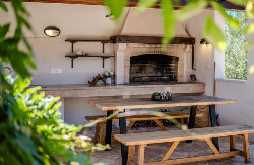 Luxury Villa Nature with heated private pool, sauna & fire pit, a short walk to the beach - Photo 20