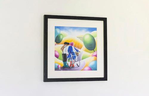 Stylish 2 bed 2 bath apt in Wembley - Foto 17