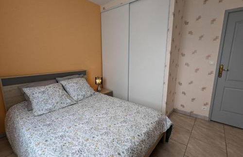 Gîte charmant au cœur d'un château historique avec parc, proche de Cognac, idéal famille et nature - FR-1-653-167 - Foto 13