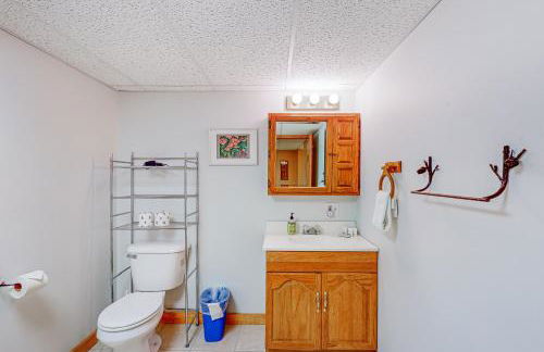 Up The Hill - Photo 26