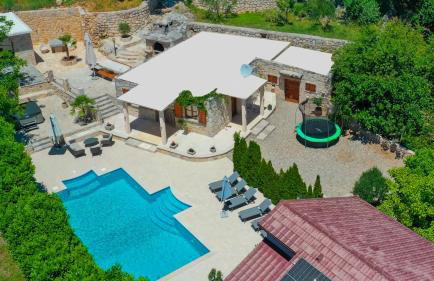 Beautiful Villa Mia with pool in Makarska - Foto 12