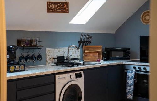 Upbeat Jungle Loft Apartment - Foto 17