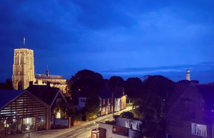 High View, Southwold High Street (2 bed, 2 bath, allocated parking, balcony) - Foto 19