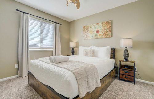 Silver Outpost Near Peterson SFB & Game Lounge - Foto 37