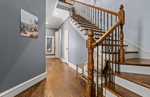 Luxury 4BR Dallas Home with Game Room and Fire Pit - Foto 17