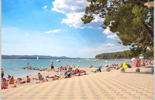 Peaceful Villa Fioretta with relaxing pool - Foto 12