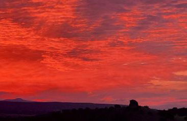 Fish Abiquiu Lake, Hike Pedernal and Ghost Ranch - Foto 4