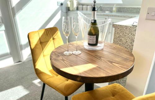 Seascape - Stylish Modern apartment - Photo 7